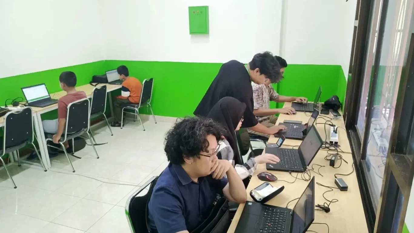 Coding Course in Makassar