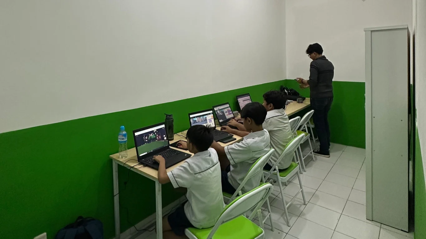 Coding Course in Sentul