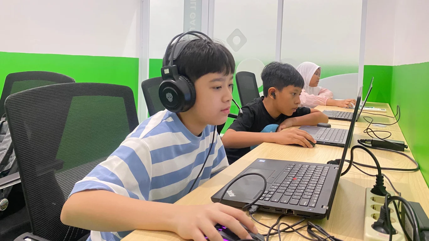 Kursus Coding di Makassar