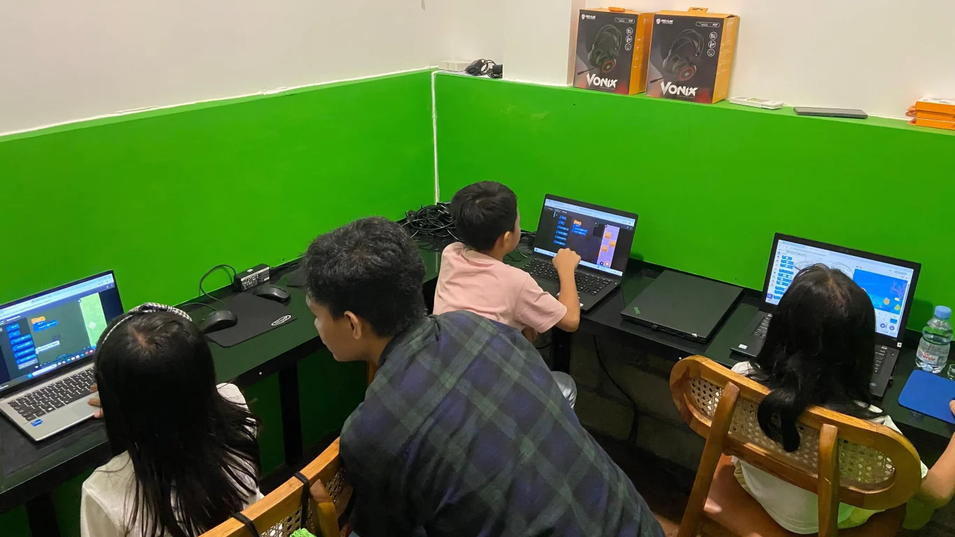 Kursus Coding di Sangihe